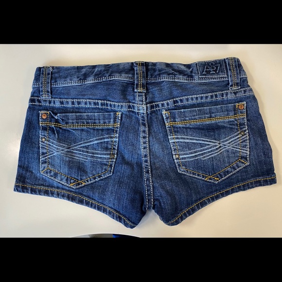 Aeropostale shorts - Picture 2 of 2